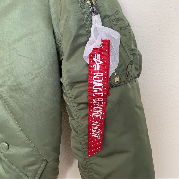 Alpha Industries MA-1 Bomber Jacket W in Sage Green - Picture 7 of 15